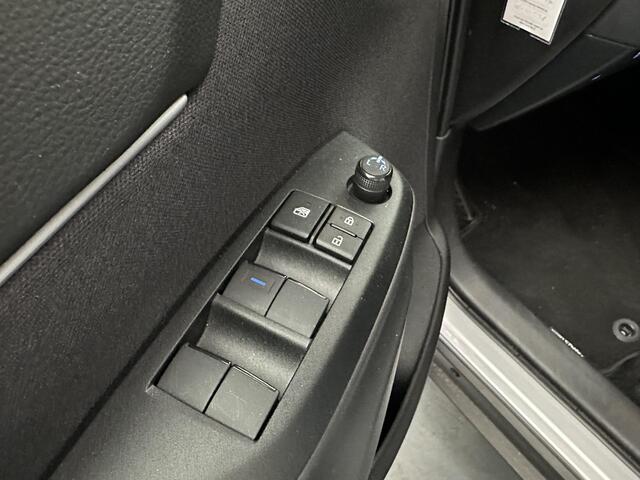 Toyota YARIS Cross 1.5 Hybrid Dynamic Nette auto, slechts 17.585km!