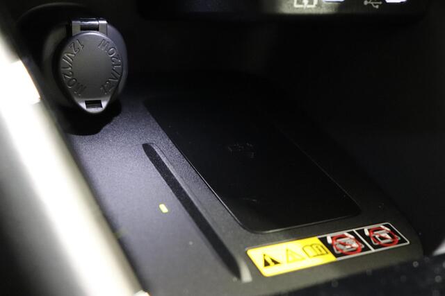 Toyota YARIS 1.5 Hybrid 115 Dynamic, Comfort Pack , Nieuw en direct leverbaar met ¤3.500,- voordeel!