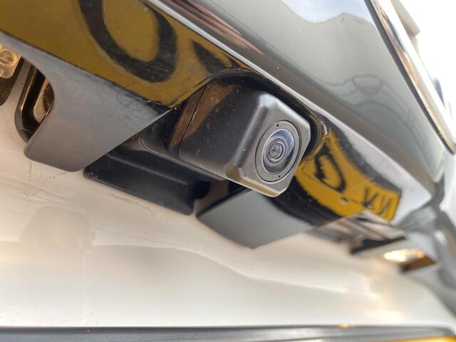 Toyota YARIS 1.5 Hybrid Dynamic Navigatie, Smart Key, LMV, NL-auto, Achteruitrijcamera, Adaptieve cruise control, LED, Volledige historie