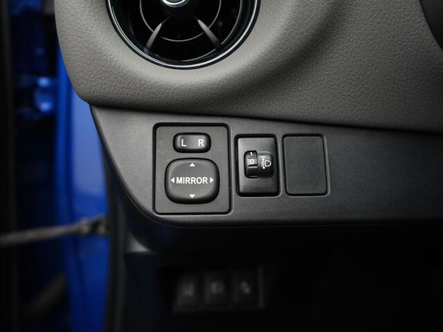 Toyota YARIS 1.5 Hybrid Aspiration | Navigatie | Cruise Control |