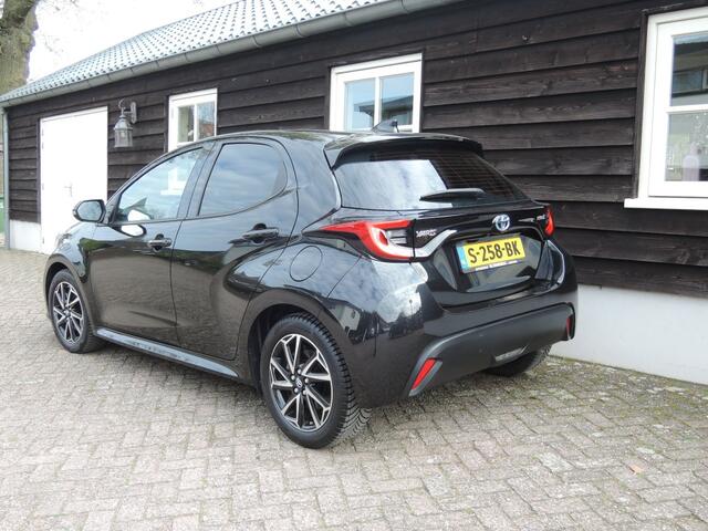 Toyota YARIS 1.5 Hybrid Dynamic