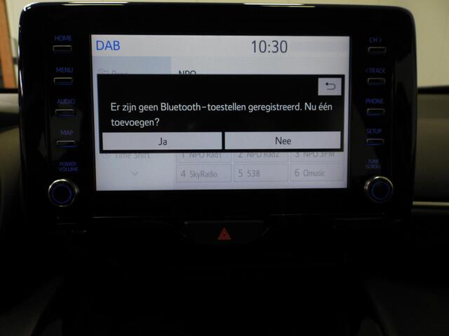 Toyota YARIS Cross 1.5 Hybrid Active NAVI-APP/CAMERA/CLIMA/ADAPT.CRUISE!