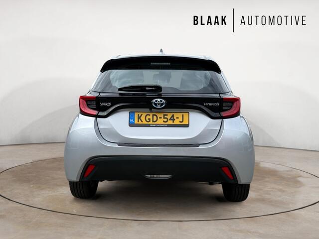 Toyota YARIS Hybrid Team D Apple/Android | Camera | Cruise control