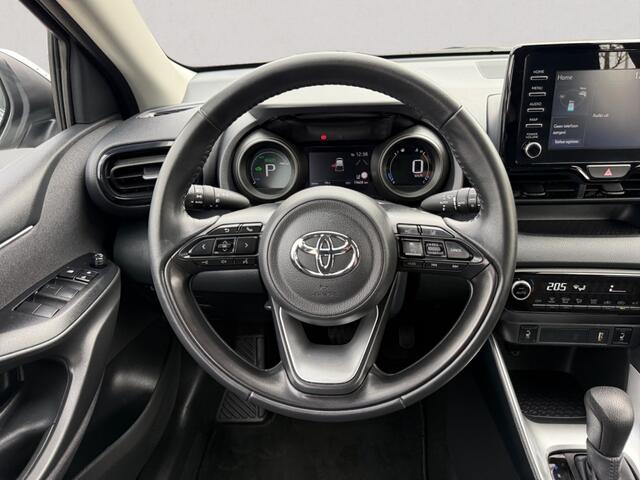 Toyota YARIS Hybrid Team D Apple/Android | Camera | Cruise control