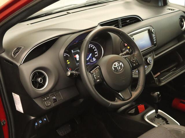 Toyota YARIS 1.5 Hybrid Bi-Tone - PANORAMADAK - KEYLESS ENTRY/START - ACHTERUITRIJCAMERA - NAVIAGTIE - BLUETOOTH TELEFOONVOORBEREIDING - CRUISE CONTROL - CLIMATE CONTROL - LICHTMETALEN VELGEN - BOTS PREVENTIE SYSTEEM