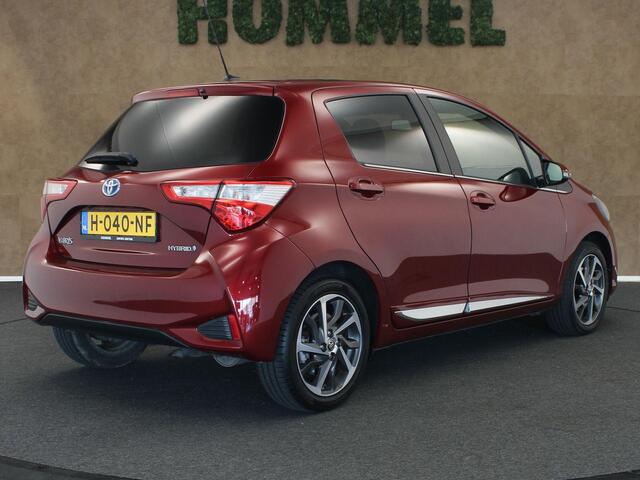 Toyota YARIS 1.5 Hybrid Bi-Tone - PANORAMADAK - KEYLESS ENTRY/START - ACHTERUITRIJCAMERA - NAVIAGTIE - BLUETOOTH TELEFOONVOORBEREIDING - CRUISE CONTROL - CLIMATE CONTROL - LICHTMETALEN VELGEN - BOTS PREVENTIE SYSTEEM