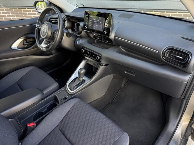 Toyota YARIS 1.5 Hybrid Dynamic Stoelverw, Trekhaak, Keyless, LED
