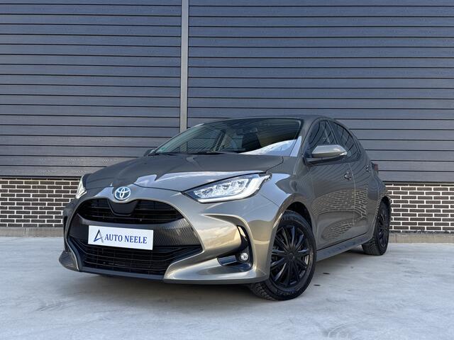 Toyota YARIS 1.5 Hybrid Dynamic Stoelverw, Trekhaak, Keyless, LED