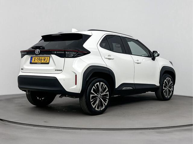 Toyota YARIS Cross 1.5 Hybrid Executive | Parkeersensoren V+A | Stoelverwarming |