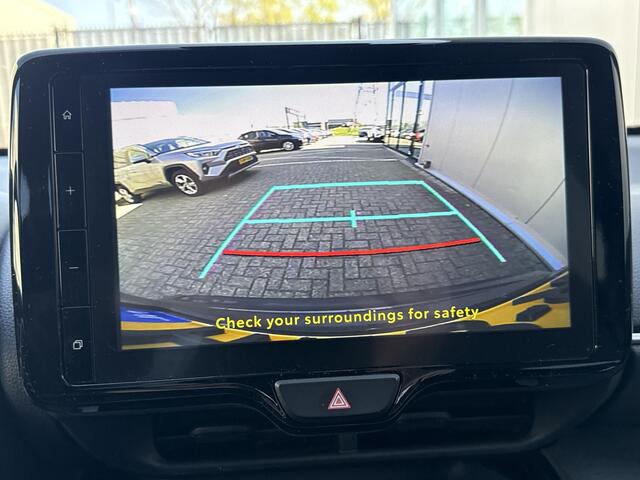 Toyota YARIS Cross 1.5 Hybrid Dynamic **STOELVERWARMING/ PARKEERSENSOREN/ KEYLESS**