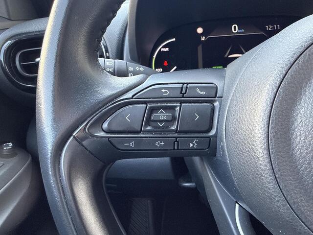 Toyota YARIS Cross 1.5 Hybrid Dynamic **STOELVERWARMING/ PARKEERSENSOREN/ KEYLESS**