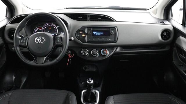 Toyota YARIS 1.0 VVT-i Comfort | Cruise Control | Airco | All Seasonbanden |