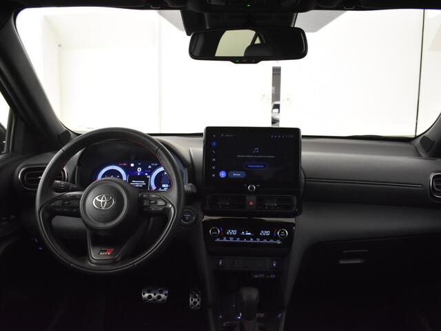Toyota YARIS Cross 1.5 Hybrid 130 GR Sport | Blindspot | PDC V+A | Stoelverw. |