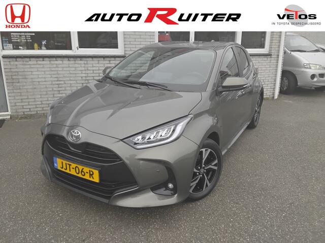Toyota YARIS 1.5 Hybrid Style blindspot info stoelverwarming
