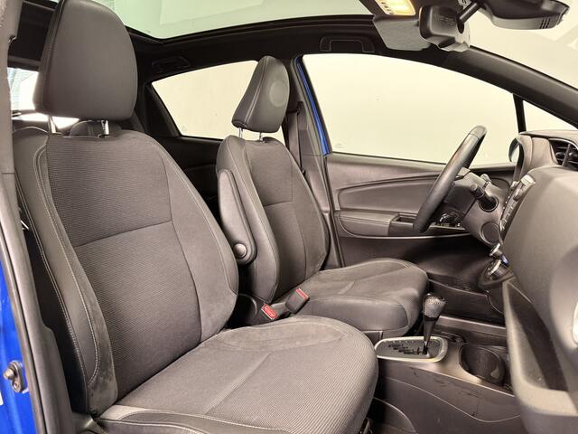 Toyota YARIS 1.5 Hybrid Premium | Panoramadak | Navigatie |