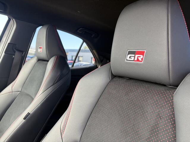 Toyota YARIS Cross 1.5 Hybrid GR Sport JBL Headup Bi-Tone Parkeersensoren