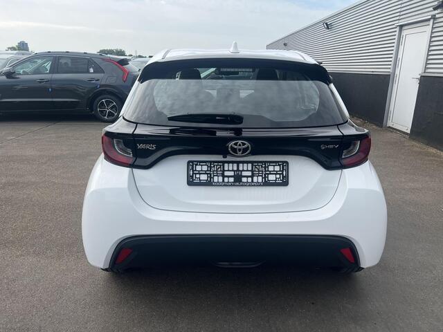 Toyota YARIS 1.5 Hybrid 115 Comfort Nieuw & Direct leverbaar ! Nu tijdelijk extra scherp geprijsd!