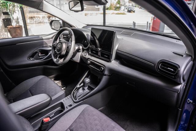 Toyota YARIS 1.5 Hybrid 115 First Edition