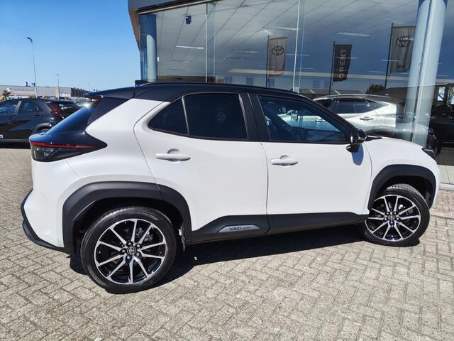 Toyota YARIS Cross 1.5 Hybrid 130 GR Sport | Head-Up Display | Navi | JBL | Sensore