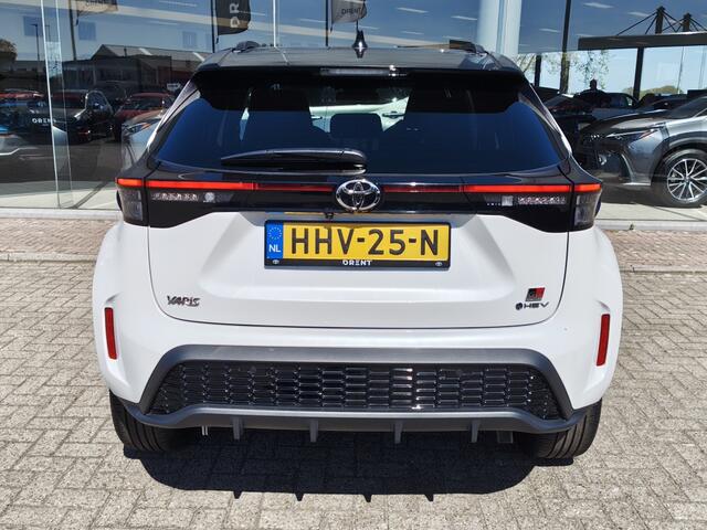 Toyota YARIS Cross 1.5 Hybrid 130 GR Sport | Head-Up Display | Navi | JBL | Sensore