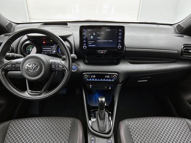 Toyota YARIS 1.5 Hybrid Launch Edition | Trekhaak afneembaar |