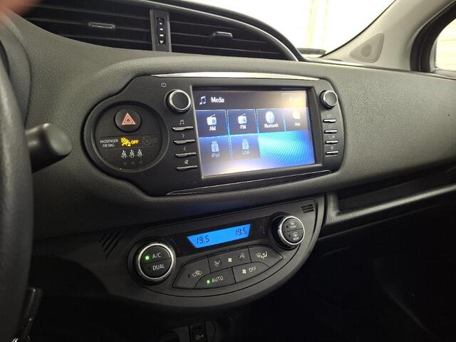 Toyota YARIS 1.5 Hybrid Automaat, Camera! Nieuwe APK! VERWACHT!!