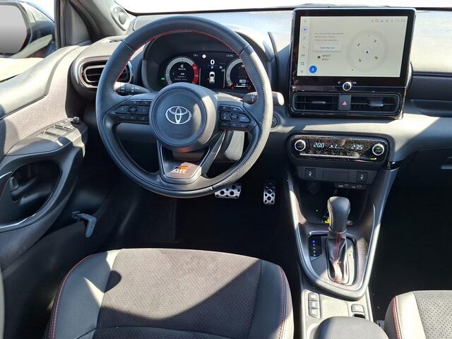 Toyota YARIS 1.5 Hybrid 130 GR Sport Sport Pack Demo MdM