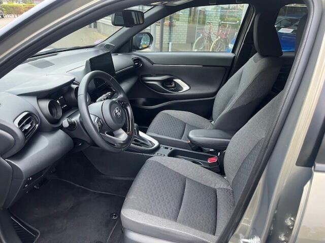 Toyota YARIS 1.5 HYBRID DYNAMIC CAMERA CARPLAY