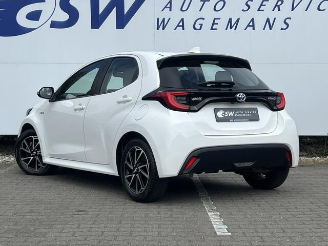 Toyota YARIS 1.5 Hybrid Dynamic | Navi | Carplay | Camera | Clima