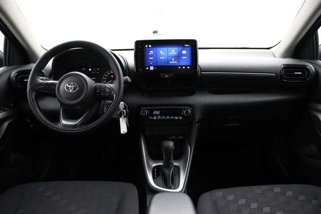 Toyota YARIS 1.5 Hybrid 115 Active | Actieprijs ¤3500,- korting | Nieuw uit voorraad leverbaar! |