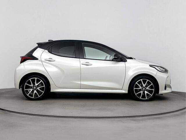 Toyota YARIS 1.5 Hybrid Executive Sport