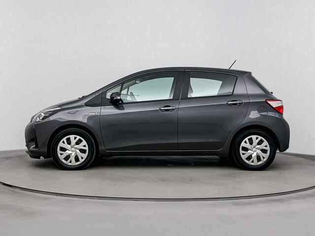 Toyota YARIS 1.5 Hybrid Active | Trekhaak | Achteruitrij camera | Cruise control |