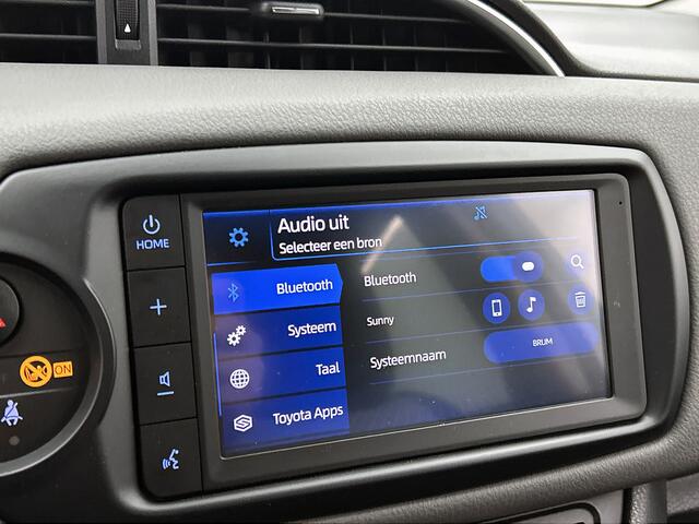 Toyota YARIS 1.5 Hybrid Dynamic | 1e Eigenaar | NIEUW GELEVERD & ONDERHOUDEN | Onderweg-naar-dealer