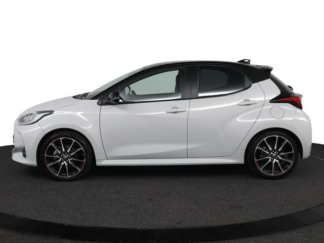 Toyota YARIS 1.5 Hybrid GR Sport | Apple Carplay/Android Auto | Panoramadak | JBL Audio | Stoel/Stuurverwarming |