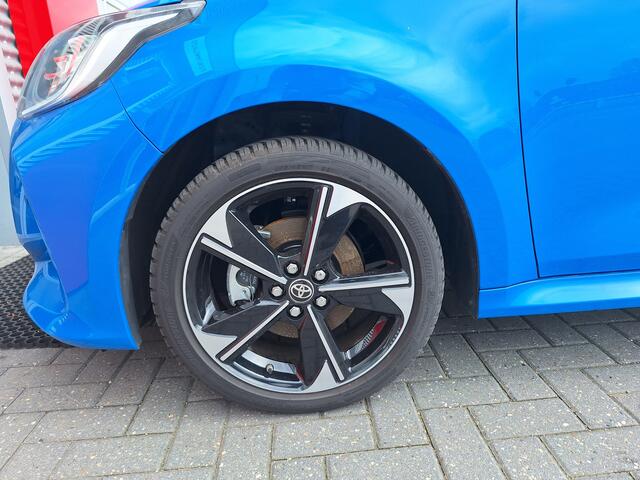 Toyota YARIS 1.5 Hybrid 130 Launch Edition