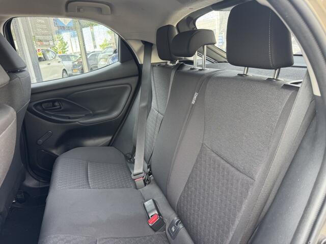 Toyota YARIS 1.5 Hyb. Active
