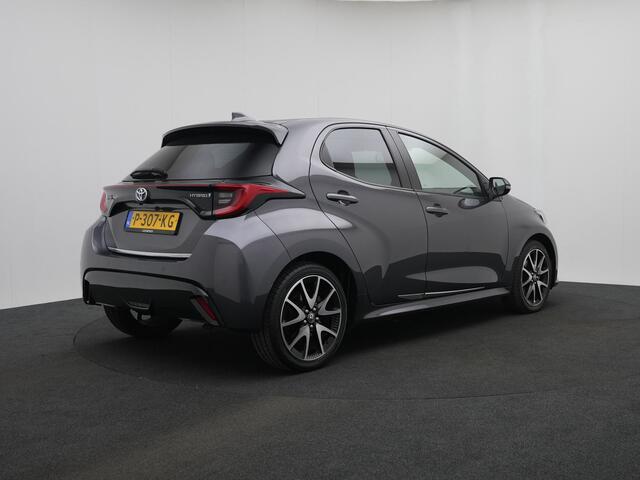 Toyota YARIS 1.5 Hybrid Executive | Stoelverwarming | Draadloze oplader | Blind Spot |