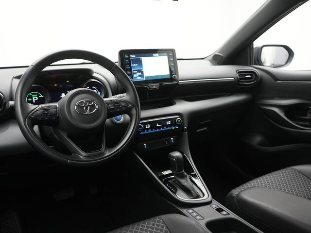 Toyota YARIS 1.5 Hybrid Executive | Stoelverwarming | Draadloze oplader | Blind Spot |