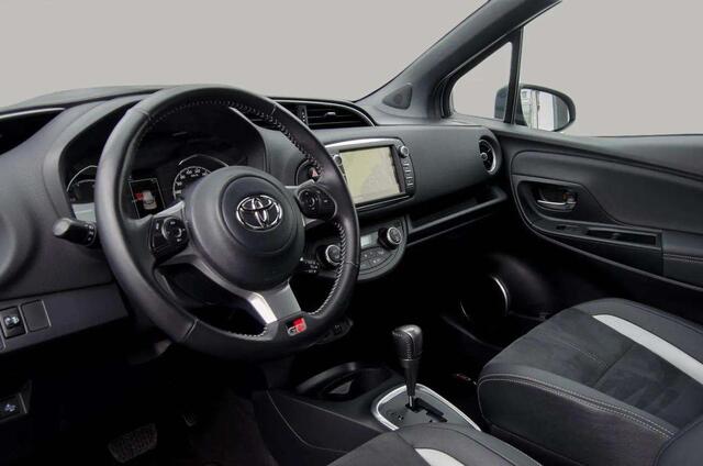 Toyota YARIS 1.5 HYBRID GR-SPORT NAVI HALF LEDER CRUISE CONTROL CAMERA