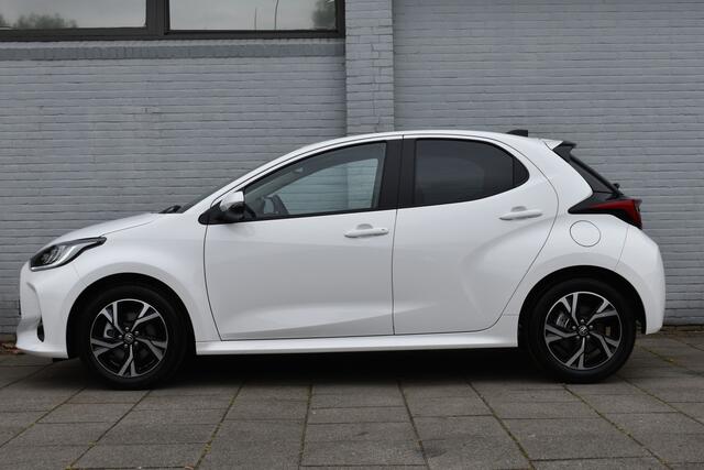 Toyota YARIS 1.5 Hybrid 115 Dynamic Automaat 116pk | Keyless entry | Achteruitrijcamera | Lichtmetalen velgen |