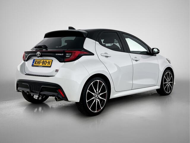Toyota YARIS 1.5 Hybrid GR Sport Limited + | Dealeronderhouden | JBL Premium sound | Omderweg-naar-dealer