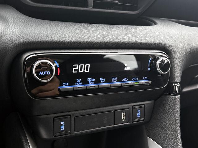 Toyota YARIS 1.5 Hybrid Dynamic Limited + | Dealeronderhouden | Blind Spot | Voorstoelverwarming | Onderweg-naar-dealer