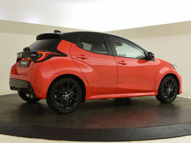 Toyota YARIS 1.5 Hybrid Executive | Stoelverwarming | Keyless start |
