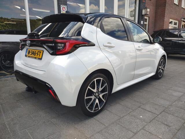 Toyota YARIS 1.5 HYB. EXECUTIVE