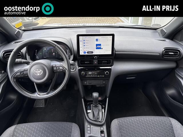 Toyota YARIS Cross 1.5 Hybrid 115 Dynamic **DODEHOEK DETECTIE/ STUURVERWARMING/ PARKEERSENSOREN**