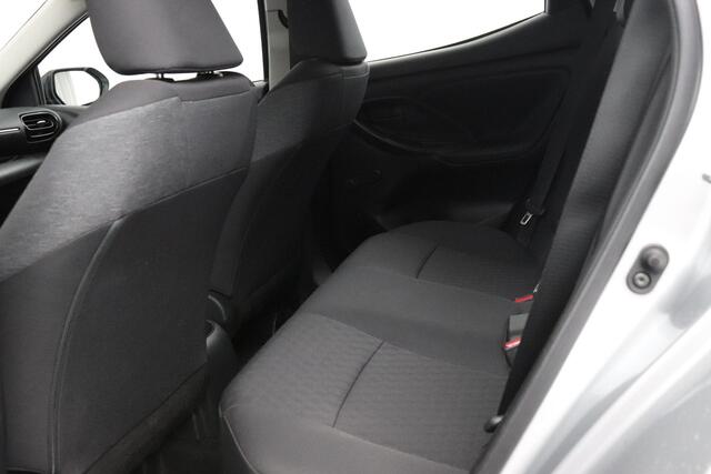 Toyota YARIS 1.0 VVT-i Active | Carplay/Android Auto | Camera | Cruise Control |