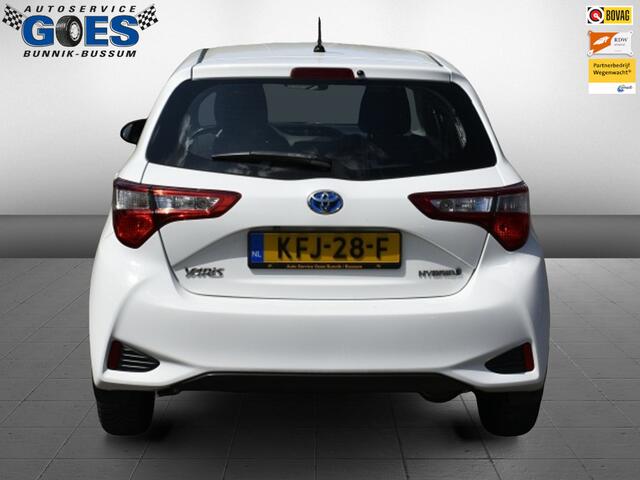 Toyota YARIS 1.5 Hyb. Active