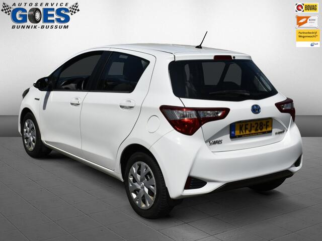 Toyota YARIS 1.5 Hyb. Active