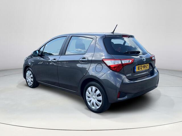 Toyota YARIS 1.5 Hybrid Active | Navigatie | Parkeersensoren achter | Cruise control | Automatische airco |
