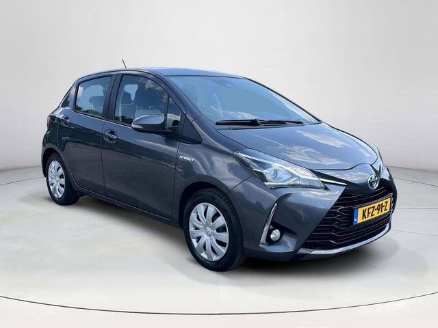 Toyota YARIS 1.5 Hybrid Active | Navigatie | Parkeersensoren achter | Cruise control | Automatische airco |